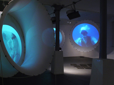sub-art projektionen in der gliptoteka zagreb 2005